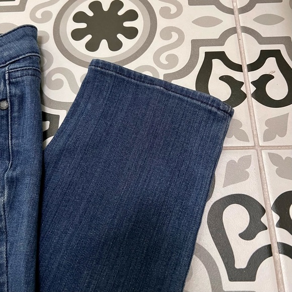 👖PAIGE DENIM Skyline Skinny Ultra-Soft Women’s Jeans Size 30 Medium Wash - Picture 6 of 8